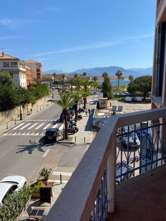 Appartement 50M2 Pied Dans L'Eau 阿雅克肖 外观 照片